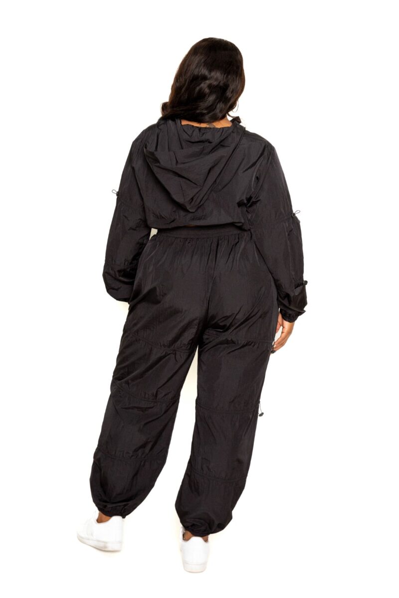 Active Zip Up Set With Cord Lock Detail - Image 4