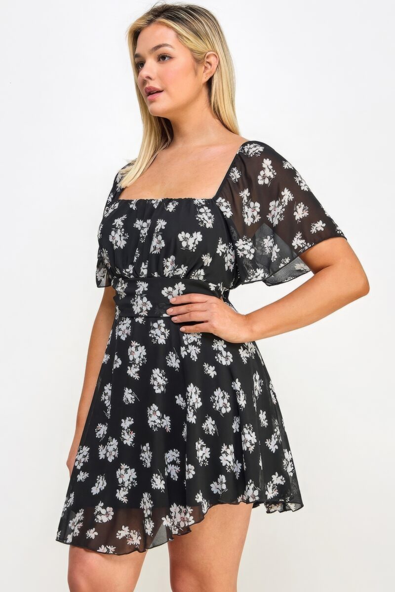 Plus Size Floral Chiffon Dress - Image 4