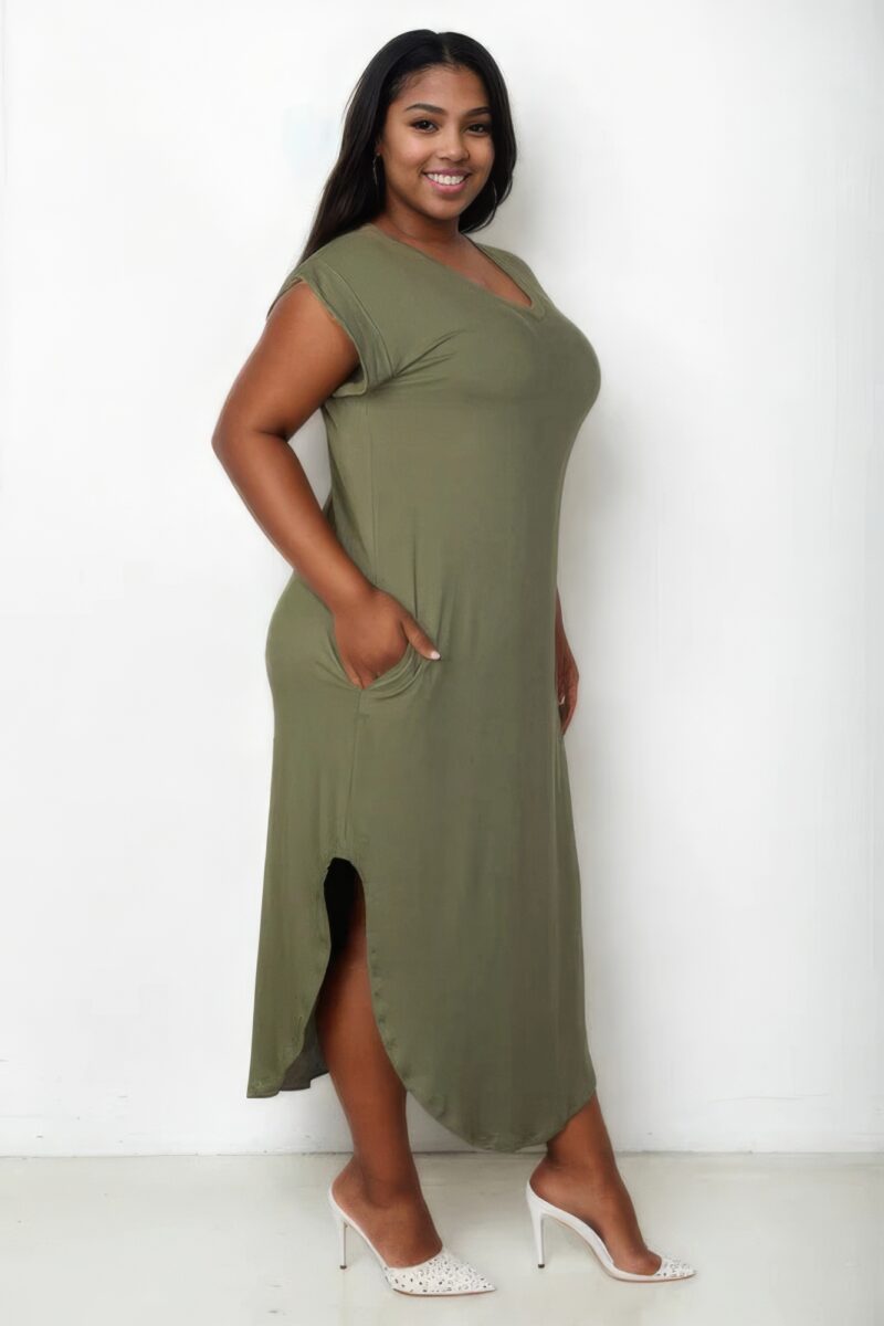 Plus Size Hidden Pocket Batwing Sleeve V Neck Long Dress - Image 2