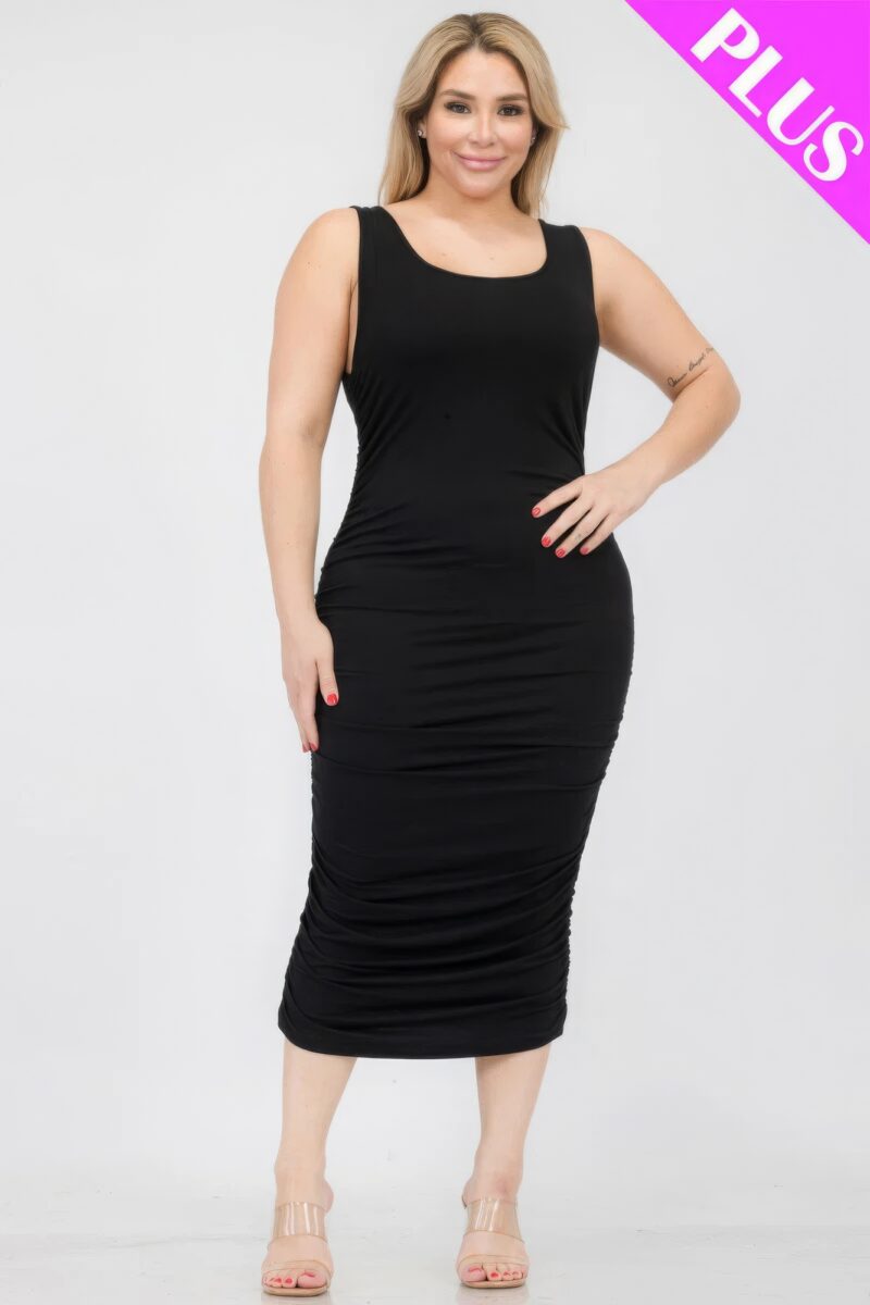 Plus Size Square Neck Ruched Bodycon Midi Dress - Image 17