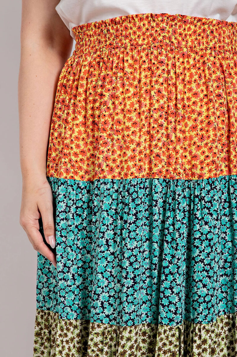 Ditsy floral color block skirt with front slit - Image 5